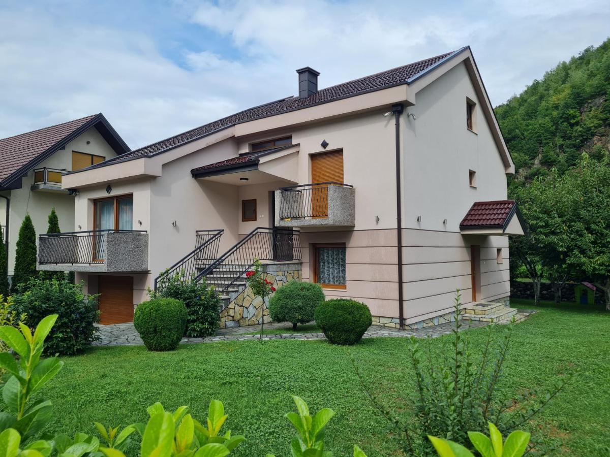 Apartmani Minjevic Bijelo Polje Exterior photo
